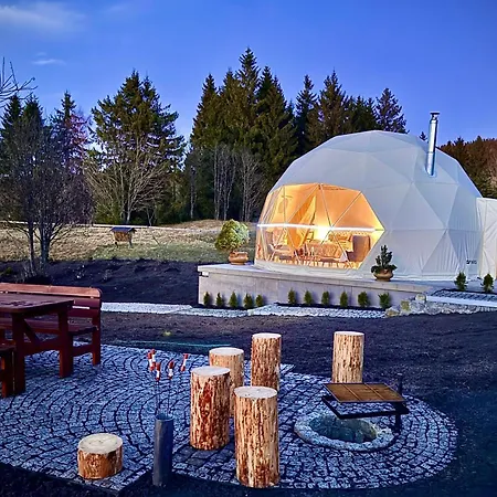 Glamping Geodome Luxussátor *