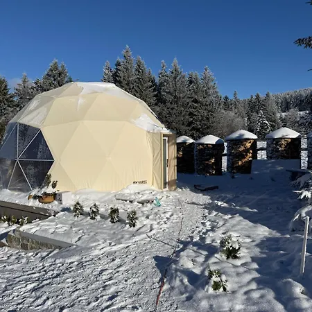 Glamping Geodome Glamping Horní Blatná
