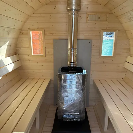 Glamping Geodome Horní Blatná