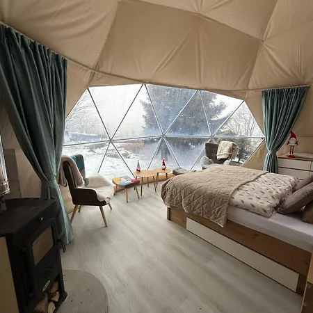 Glamping Geodome Luxuszelt Horní Blatná