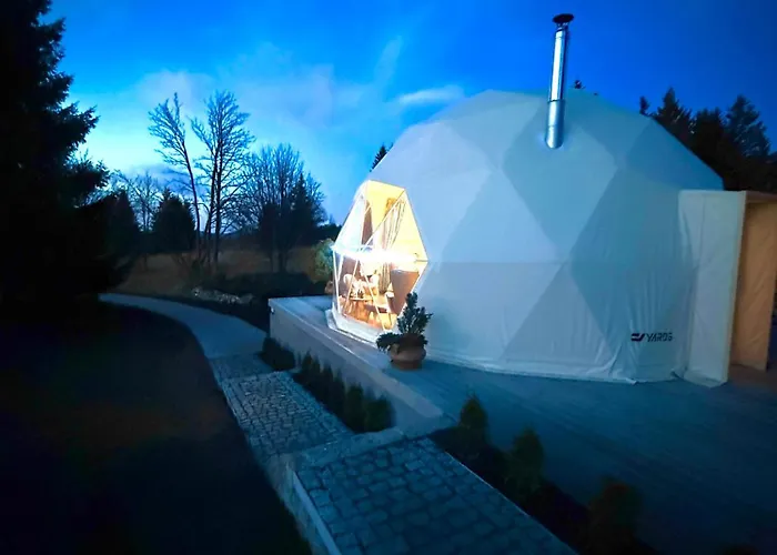 Glamping Geodome Horní Blatná